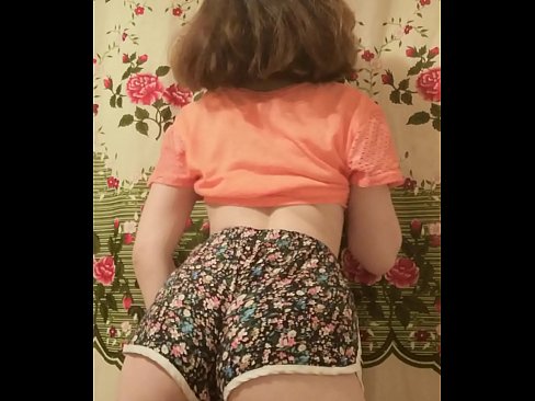 ❤️ Sexy ung babe tar av seg shortsen på kamera ️ Hjemmelaget porno ved no.xxxnd-com.ru ☑